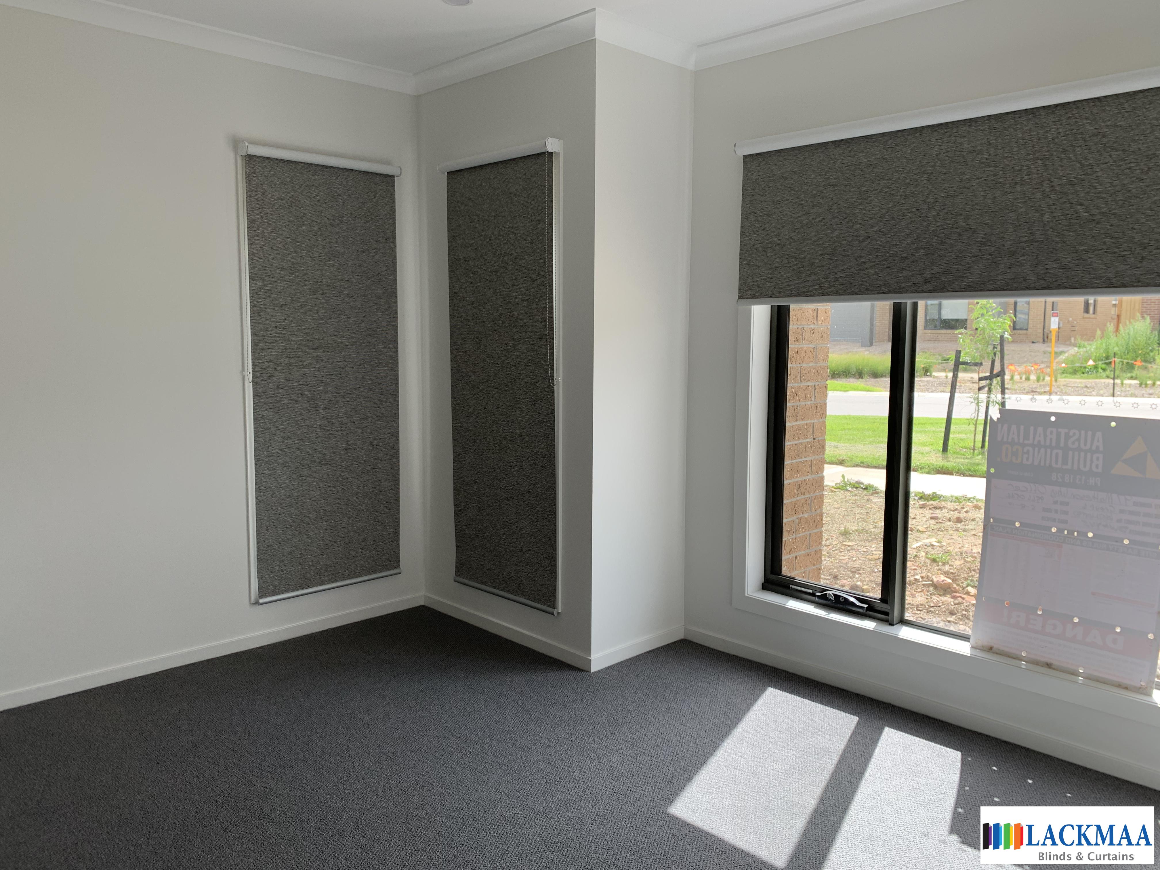 Textured Blind 4